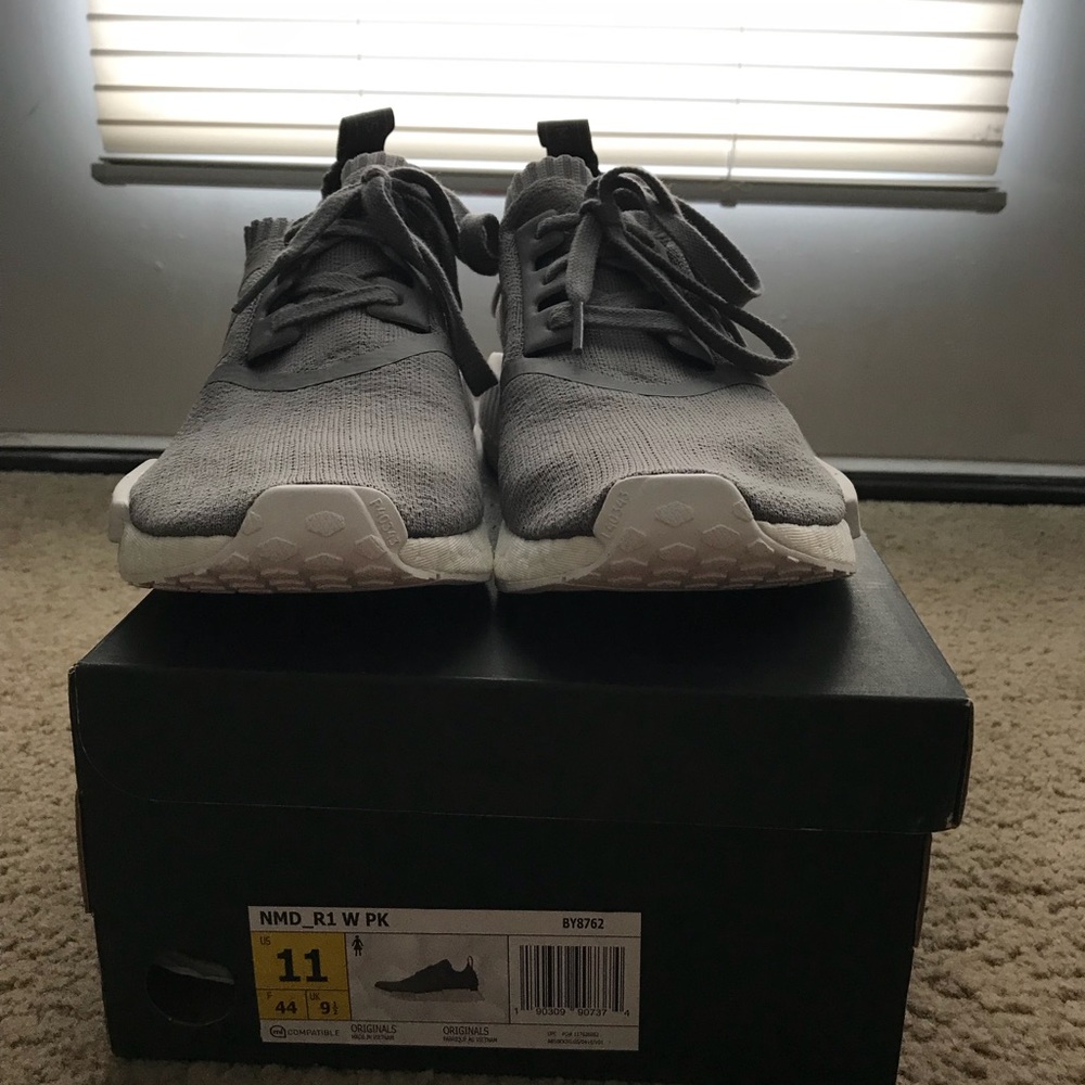 New Adidas NMD women’s size 11 men’s size 9!